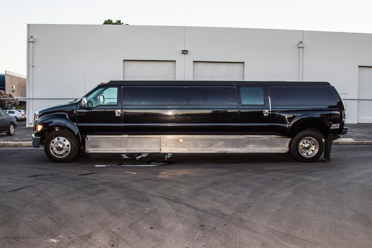 https://myvegasride.com/18 Passenger Ford F650 Party Bus