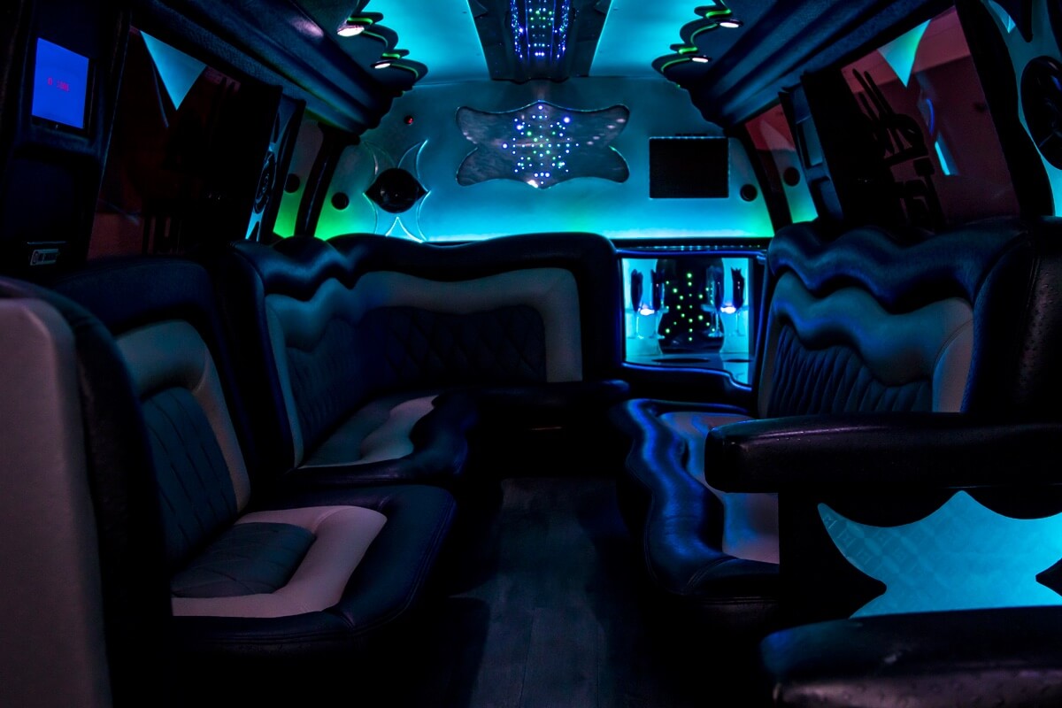 18 Passenger Ford F650 Party Bus Rental Las Vegas