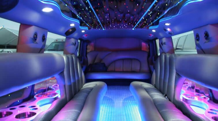 16 Passenger Black Hummer Limo Rental Las Vegas